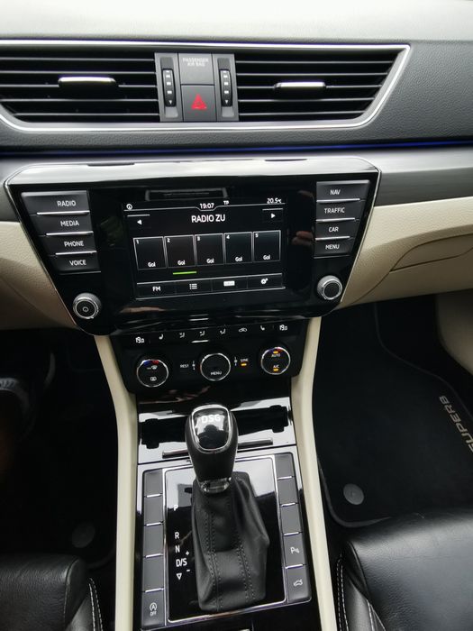 Skoda Superb 2.0 diesel 150cp