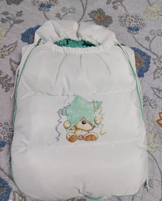 Продам зимний комбинезон (мешок)