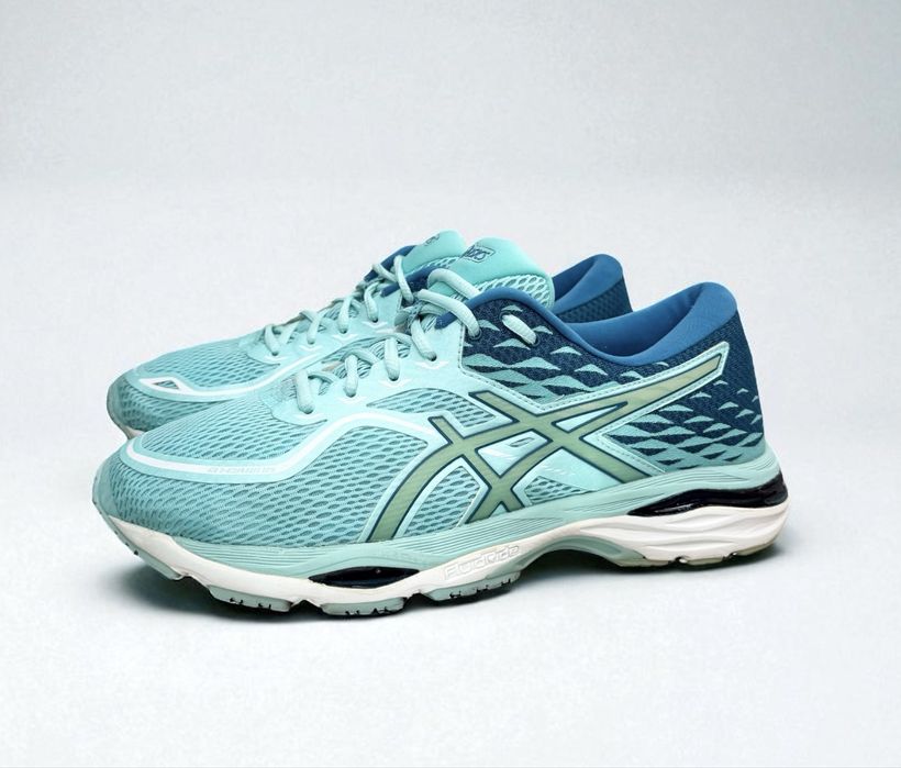Asics Gel -Cumulus  Running ( 43) 27см.Маратонки
