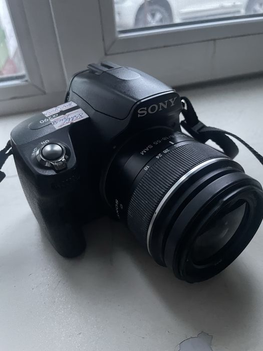 Sony DSLR-A290 + объектив Sony 18–55mm