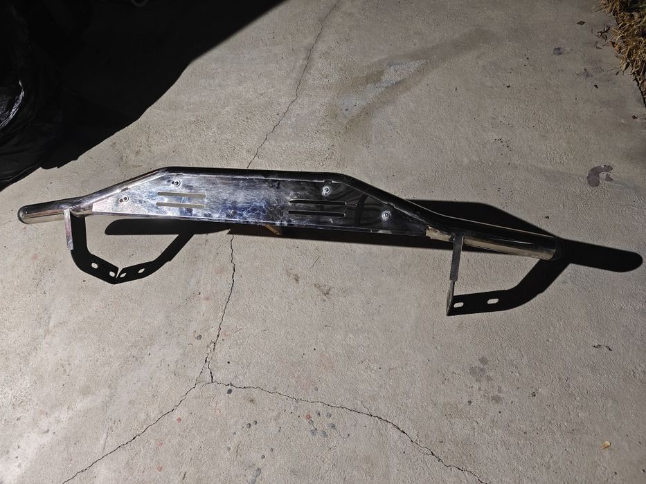 Защитная дуга на бампер