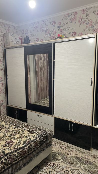 Продается шкаф вагонка двери