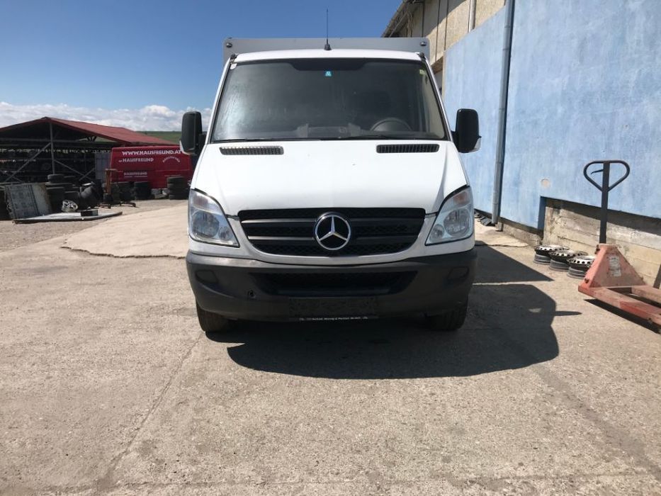 Dezmembrez Piese Mercedes 906