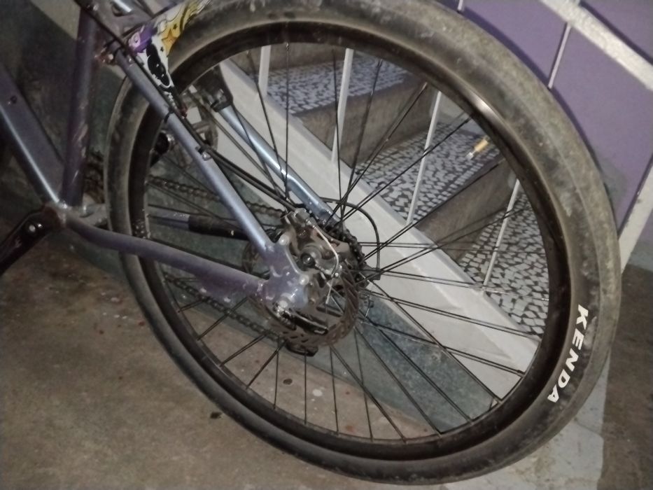 Продаю дерт велосипед,новый в очень хорошем