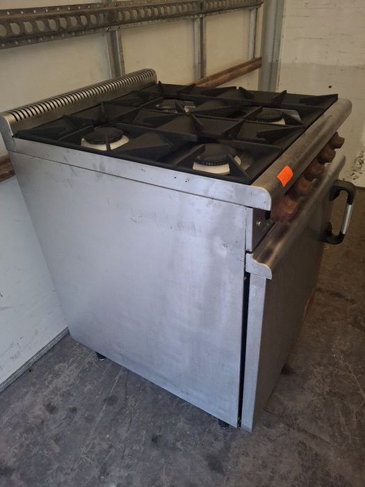 Котлони на газ с фурна на газ FALCON