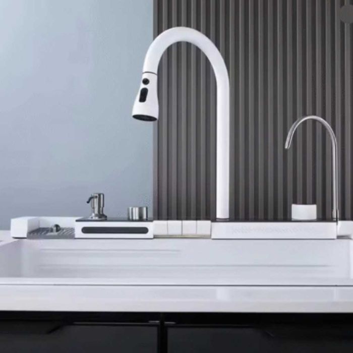 Умна кухненска мивка с изтеглящ се кран – LED дисплей, водопад и др