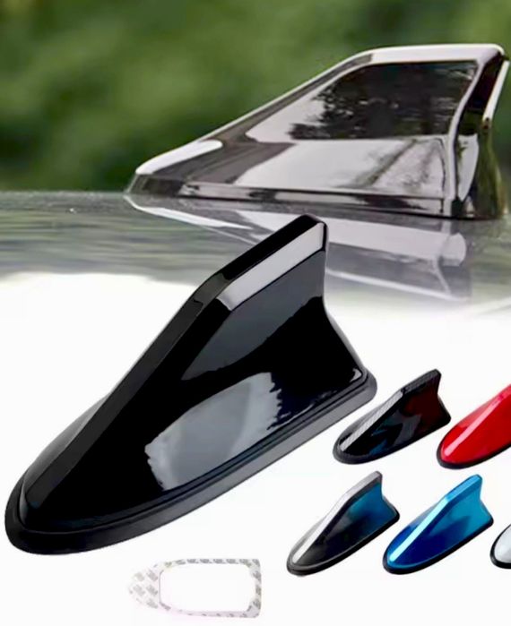 Antena auto universală tip rechin – negru lucios