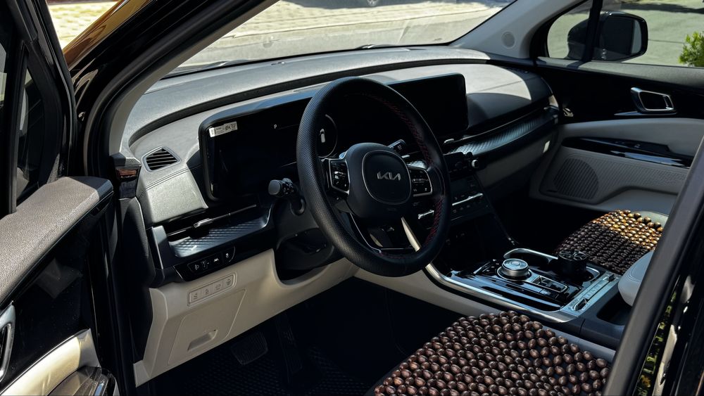 Kia Carnival 2023 йил