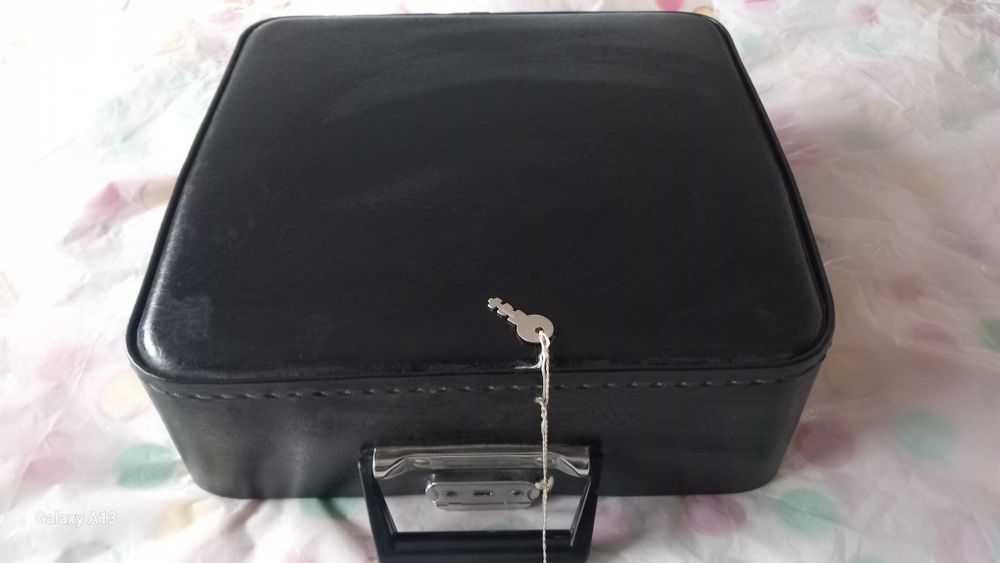 Пишеща машина кирилица