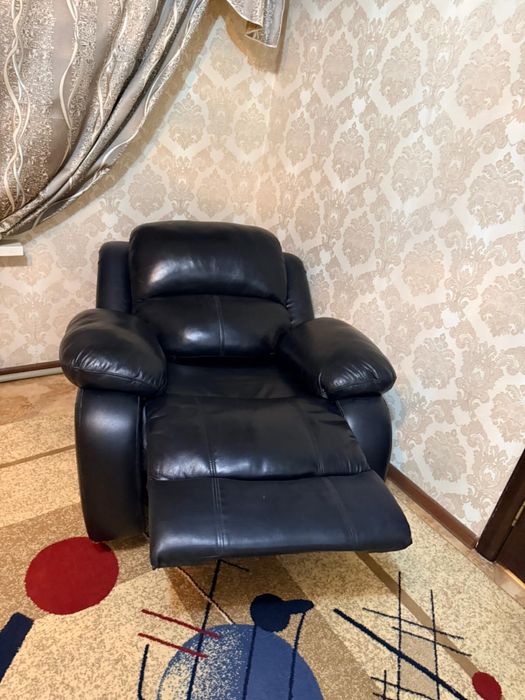 Кресла-релайнеры б/у
