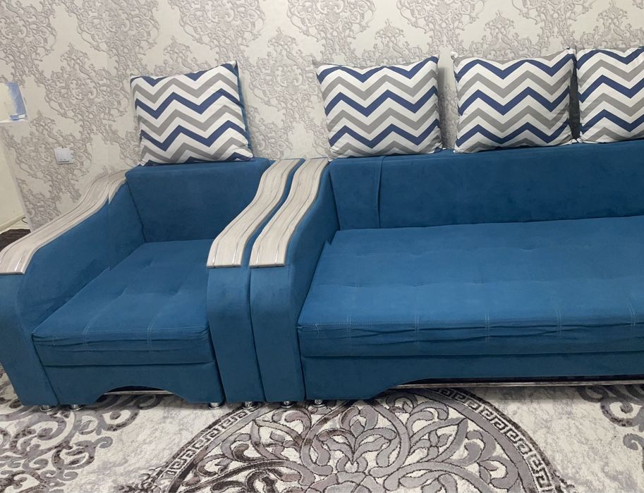 Диван и кресло комплект