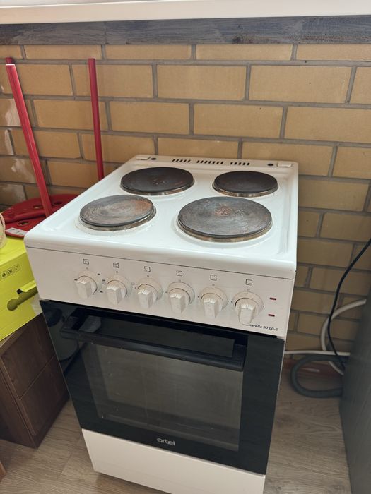 Продам плиту кухонную