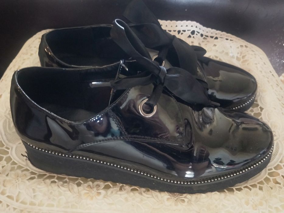 Ботиночки лакированые