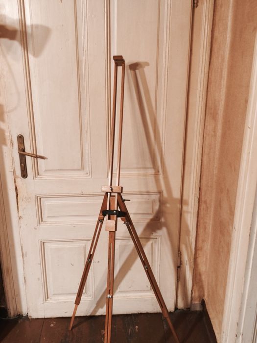 Статив за платно  за рисуване