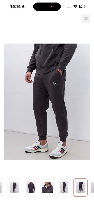 Спортивный костюм