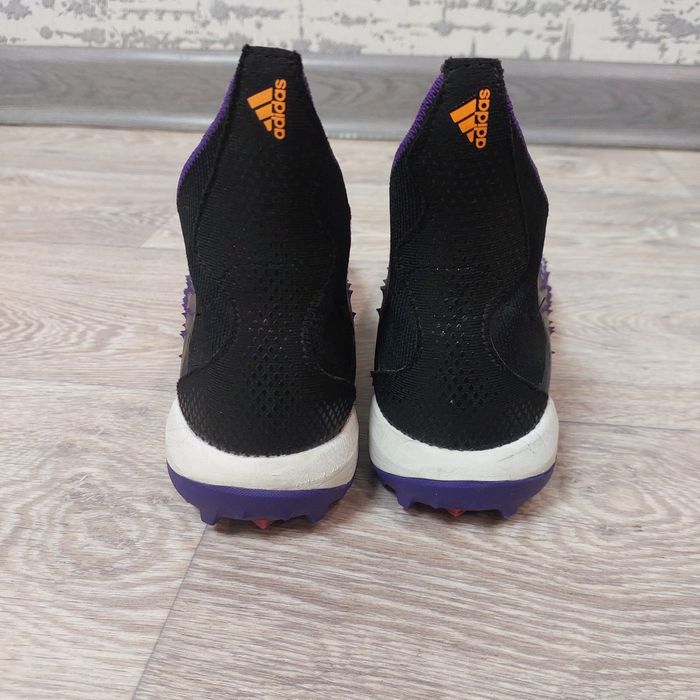 Футбольные бутсы