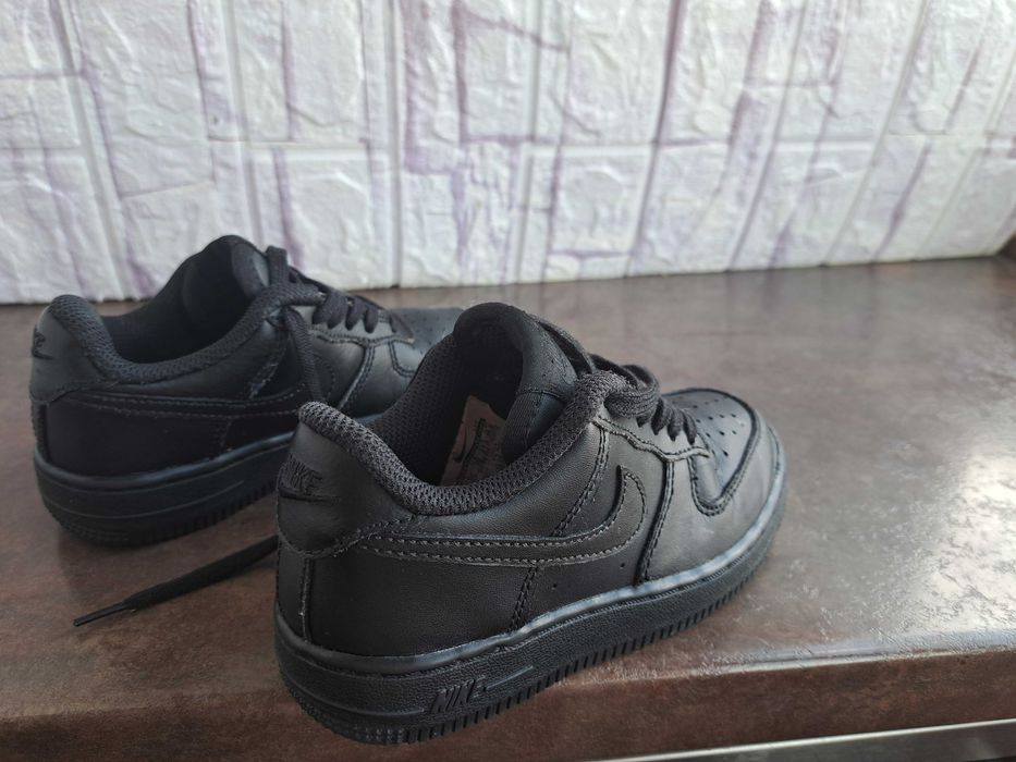 маратонки за момче,момиче кецове,спортни обувки Nike,найк,номер 27,5