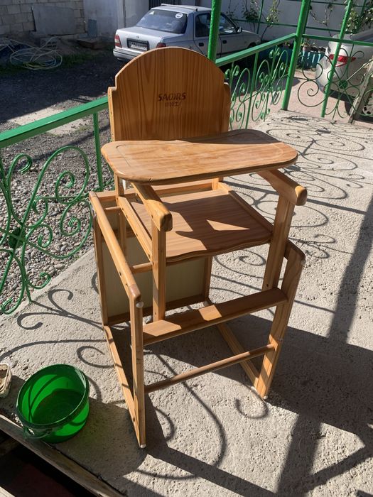 Столик для малыша