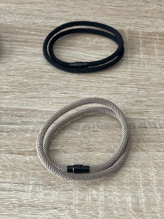 Гривни с преплитане