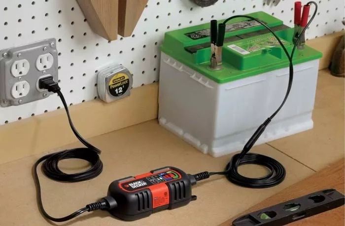 Зарядка и обслуживание Аккумулятора