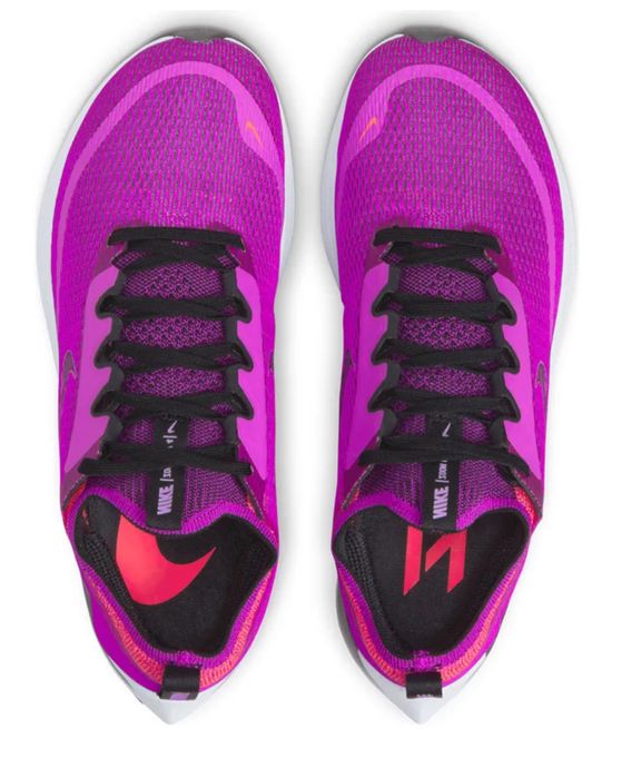 Беговые кроссовки Nike Zoom Fly 4