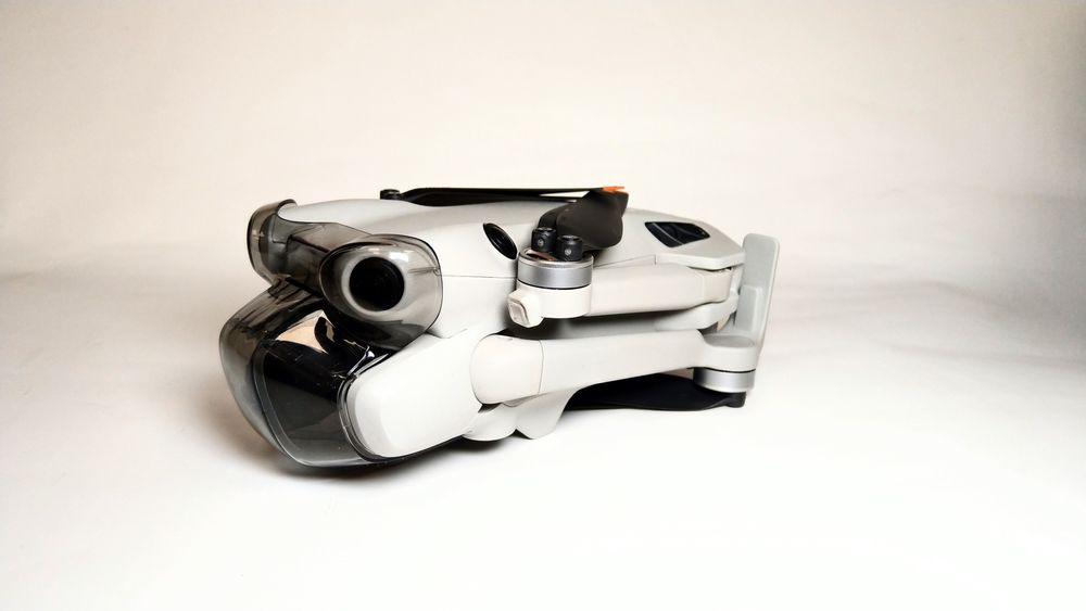 DJI Mini 4 pro квадрокоптер