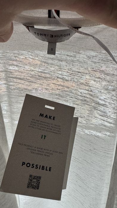 Нова дамска тениска лиосел Tommy Hilfiger размер S