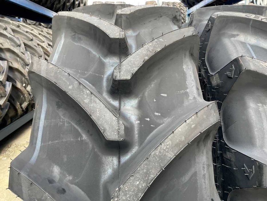 Anvelope noi radiale 420/85R24 pentru tractor fata marca CEAT