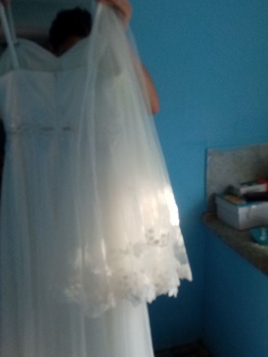 Rochie mireasa purtata o sigură data stare foarte buna