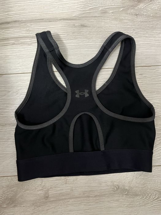 Бюстие UNDER ARMOUR XS