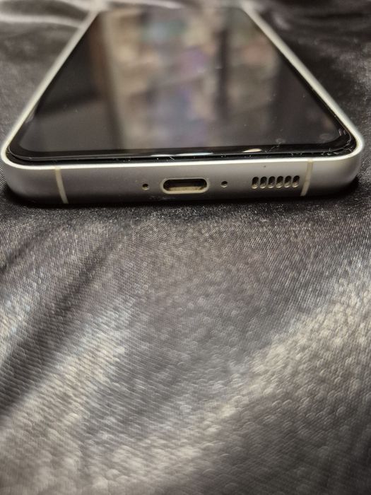 Samsung S23 FE purple