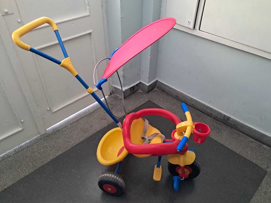 Продавам детска триколка SmarTrike
