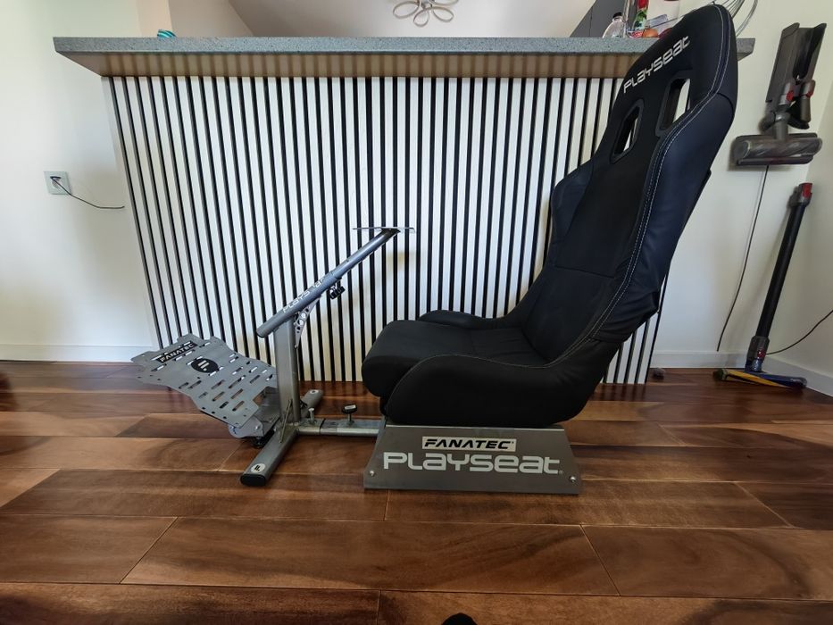 Scaun gaming  PLAYSEAT+pedale FANATEC  CSL