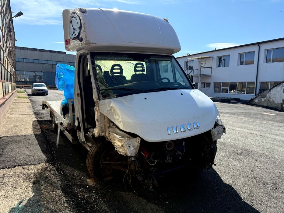 Iveco Daily platforma avariat