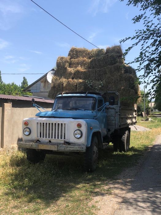 Самосвал газ 53, на полном ходу