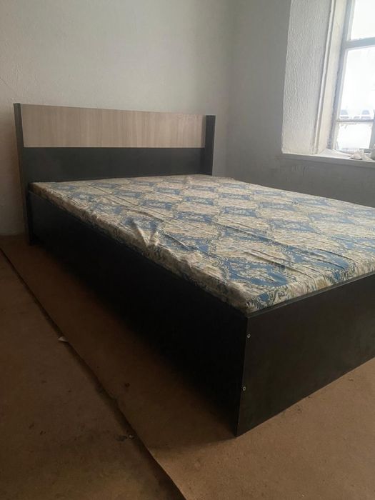 Продас спални гарнитур