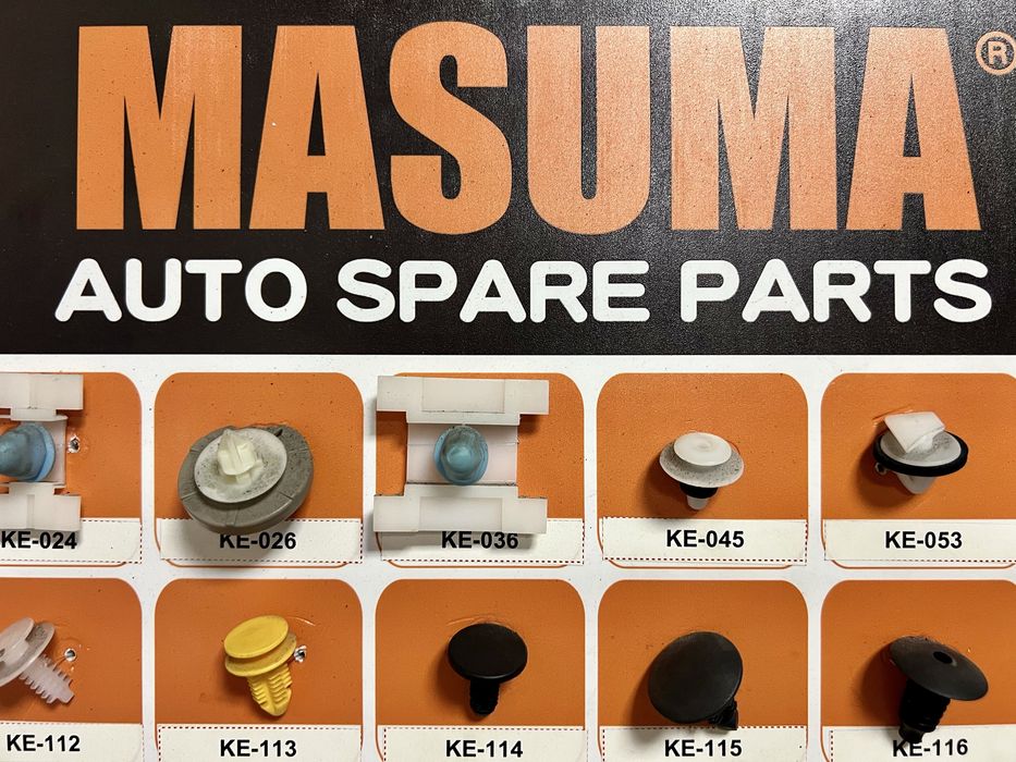 Клипса крепежная автомобильная