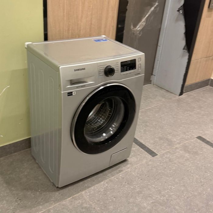 Продам стиральную машину
