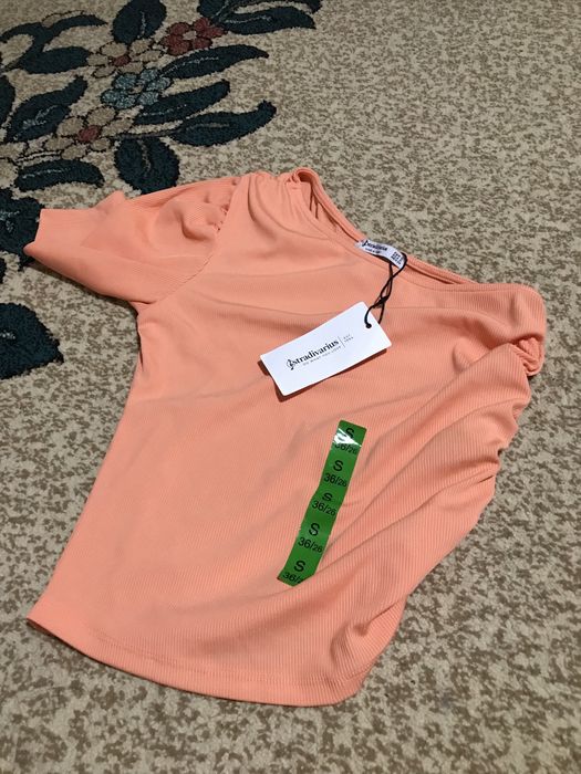 Stradivarius T-Shirt