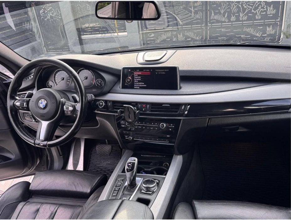 BMW X5 F15 M50 din fabrica 381CP 7 Locuri fara probleme