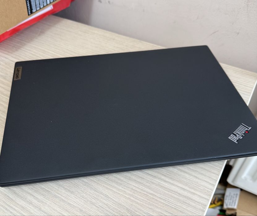 Laptop Lenovo ThinkPad T14 Gen 3 intel i5(12th)Ram 16Gb/Ssd256Gv/windows 11