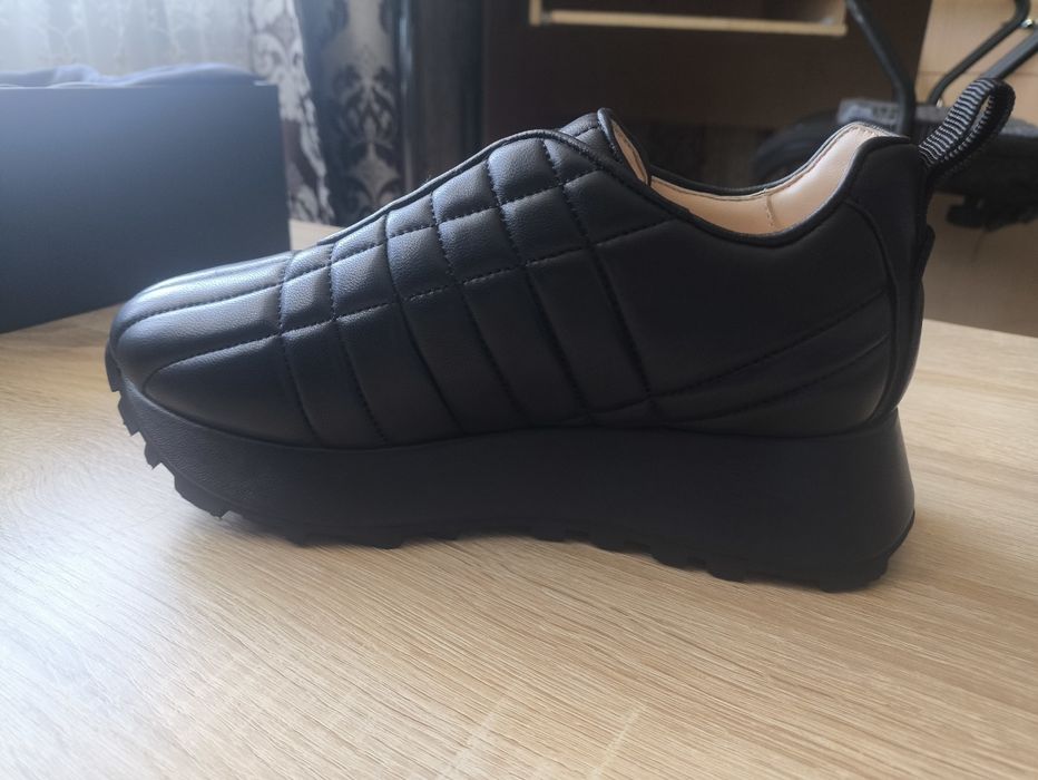 Кроссовки баскони 36