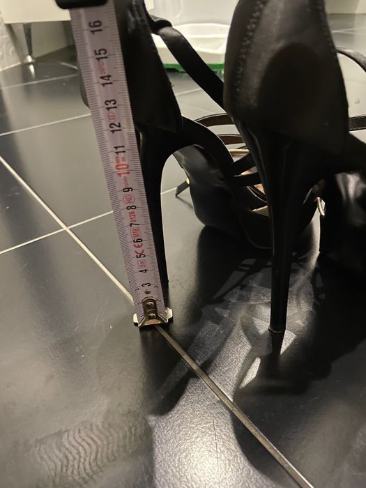 Сандали 38 номер - 2 модела