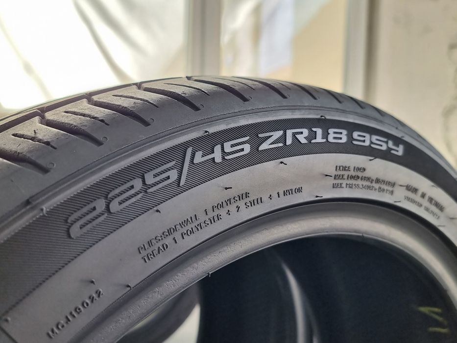 "Dot 24" Спорт пакет 245/40/18 и 225/45/18 MOMO 4Броя: 230€ 7мм