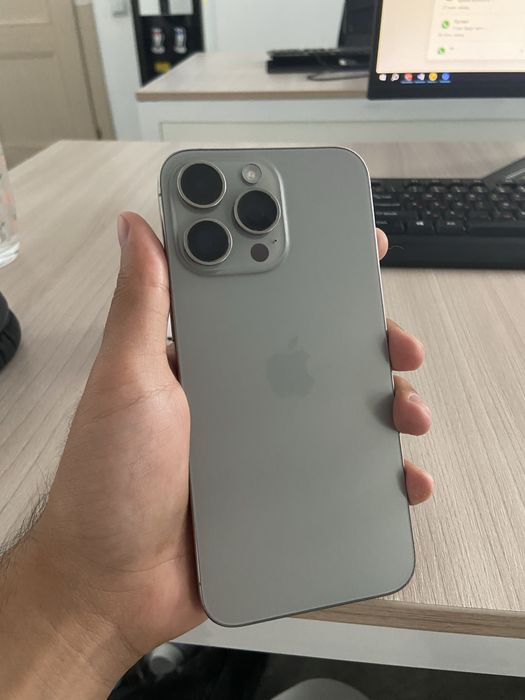 Продам или обмен Iphone 15 pro max