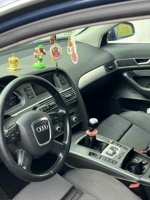 Vând audi A6 C6 ..