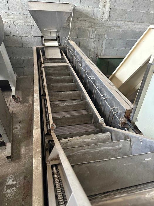 Продавам  лентов фрютюрник 300литра 20KW в отлично състояние