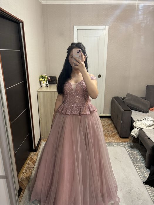 Платье нежный выпускной