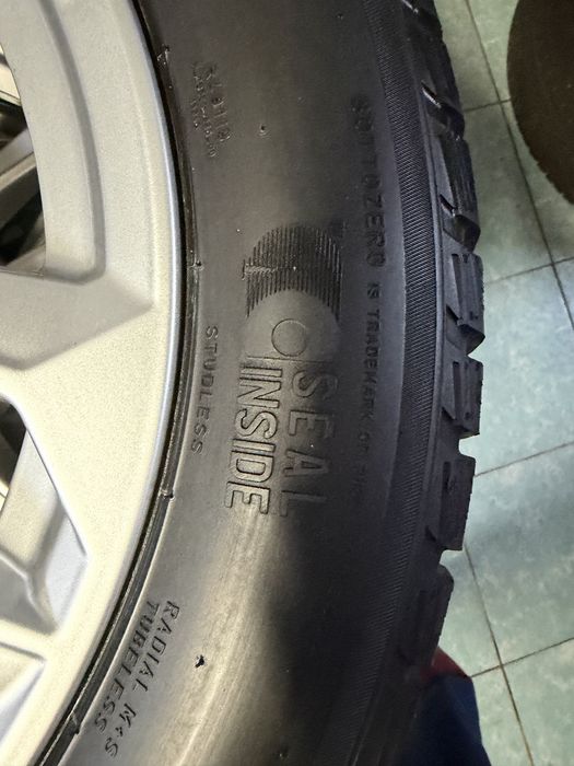 Jante aliaj R17 VW Passat B8 B9 T-Roc 215/55/17 iarna Pirelli 2021