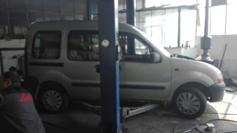 Продава се Промишлена сграда в Велико Търново, Бузлуджа - 250 кв.м за 633 €/кв.м - Снимка #4